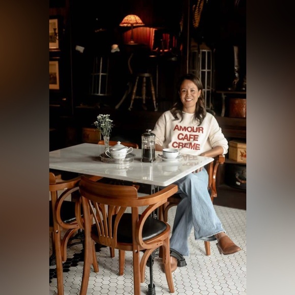 Sézane AMOUR CAFÉ CRÈME Sweatshirt in Ecru/Red - Picture 9 of 16